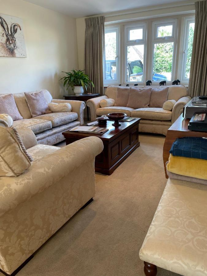 Cotswolds Luxury House In Central Bourton Large Sleeps 2-11. Pet Friendly. Exterior photo